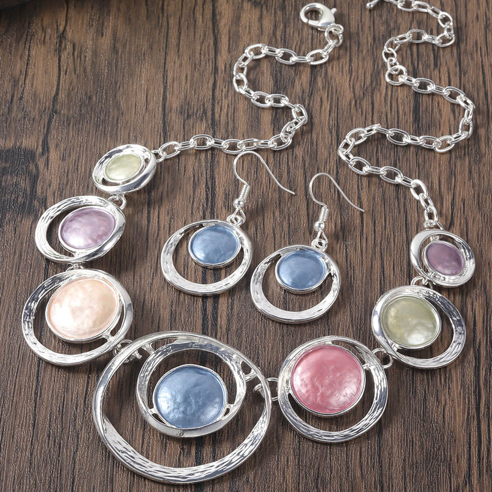 Retro Drooped Necklace & Earring Set