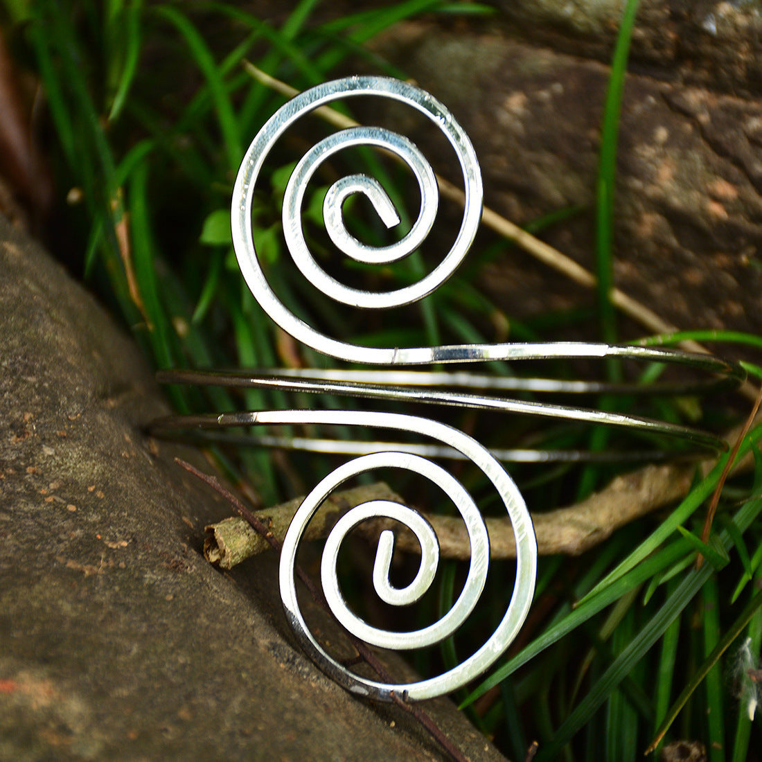 Metal Swirly Adjustable Arm Band