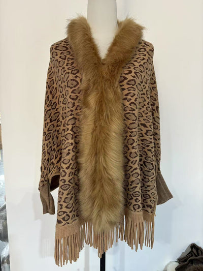 One-Size-Fits-All Leopard Print Fur Collar Throw-Over Cardi