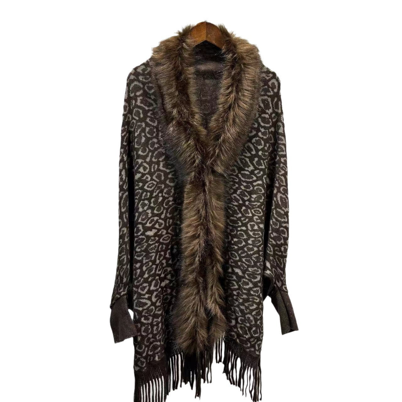 One-Size-Fits-All Leopard Print Fur Collar Throw-Over Cardi