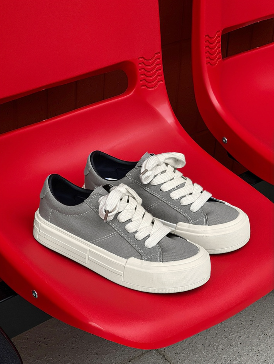 Canvas Platform Sporty Skate Shoes