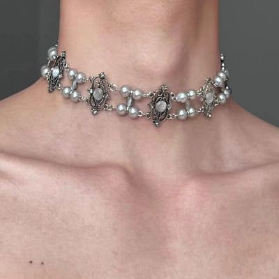 Sweet, Cool, Delicate Crystal Pearl Choker Necklace